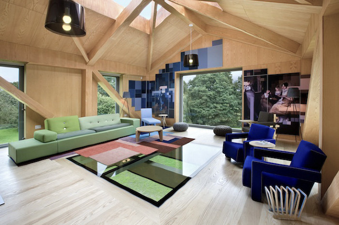 Sitting Room Balancing Barn
